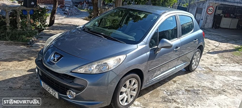 Peugeot 207 - 2