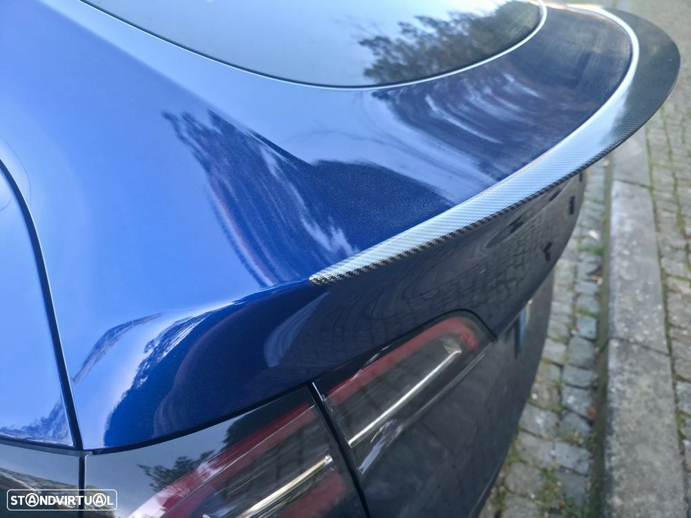Tesla Model Y Long Range Dual Motor AWD - 22