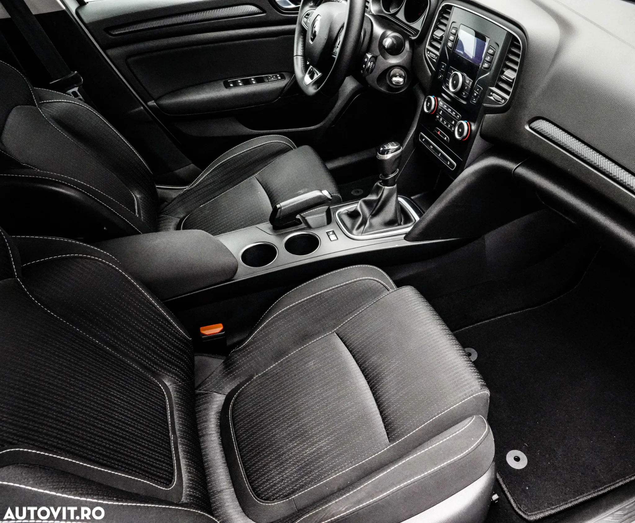 Renault Megane Blue dCi 116 Life - 13