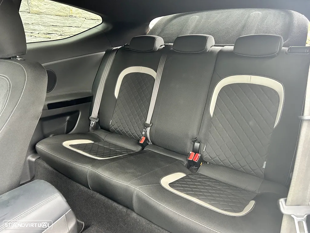 Kia Ceed S Coupé 1.6 CRDi GT Line - 16