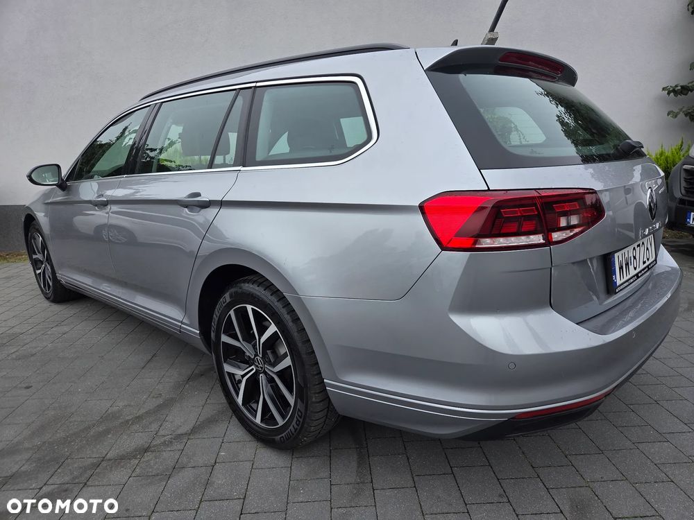 Volkswagen Passat - 6