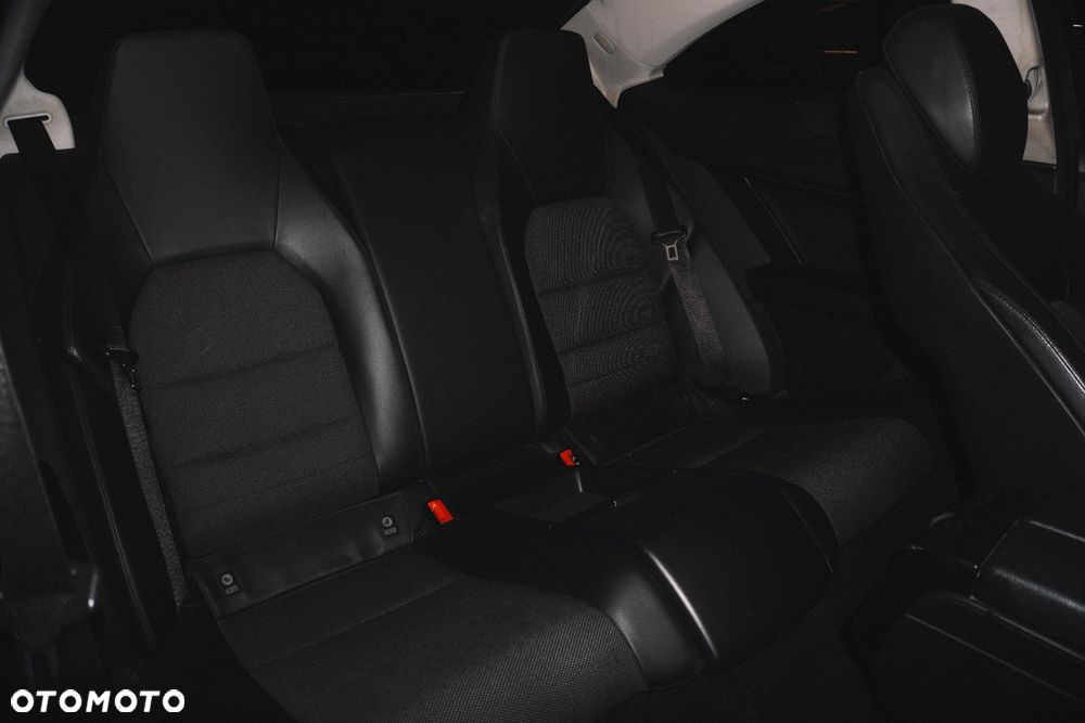 Mercedes-Benz Klasa C 180 BlueEFFICIENCY 7G-TRONIC - 19