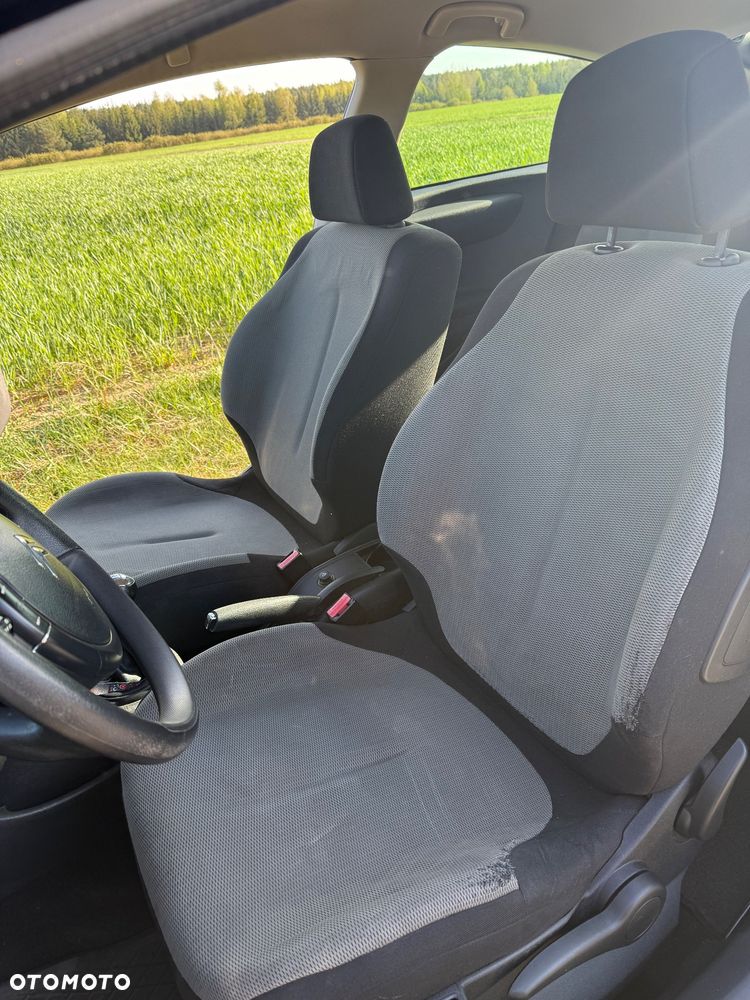 Citroën C4 1.6 16V X - 16