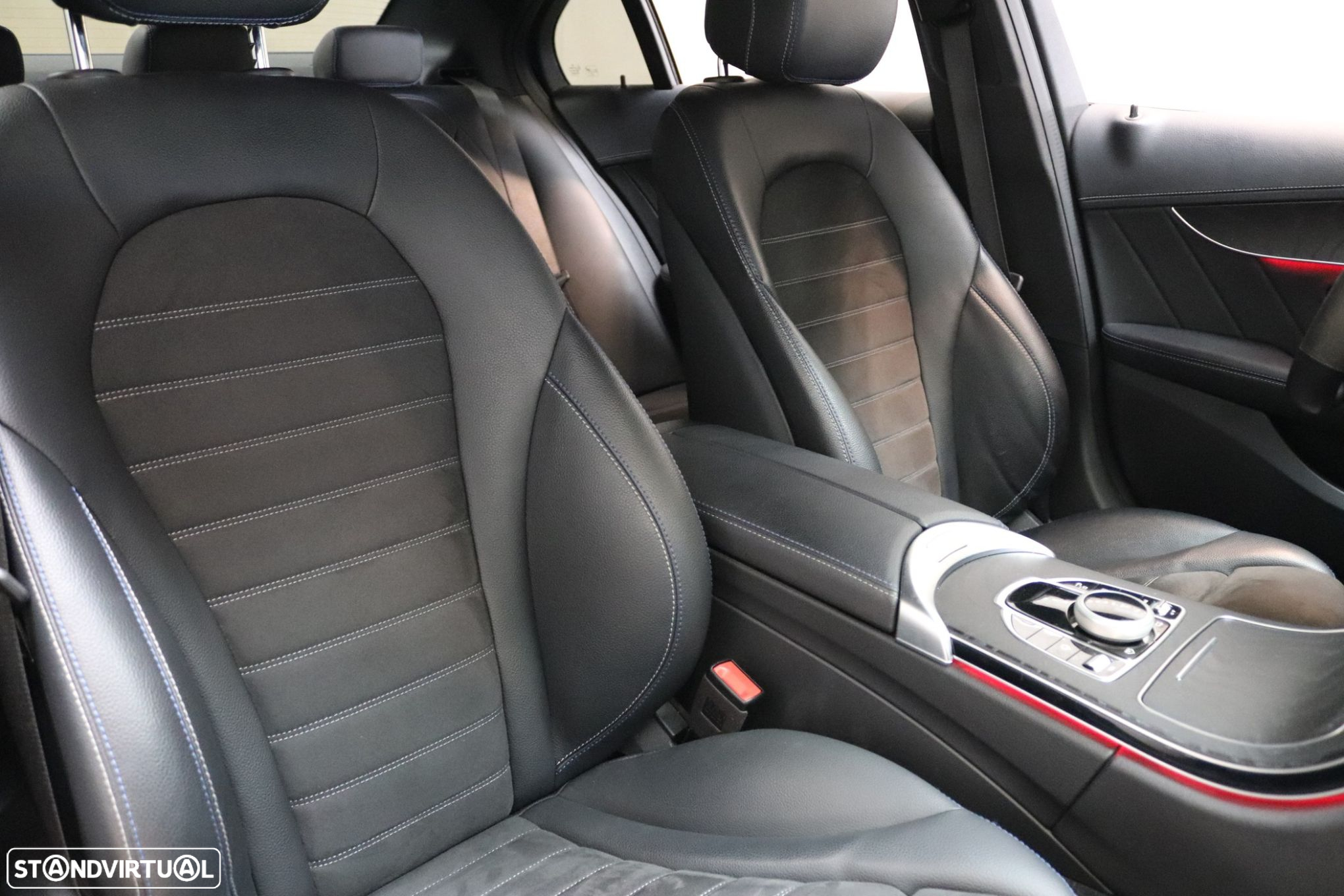 Mercedes-Benz C 300 de AMG Line - 25