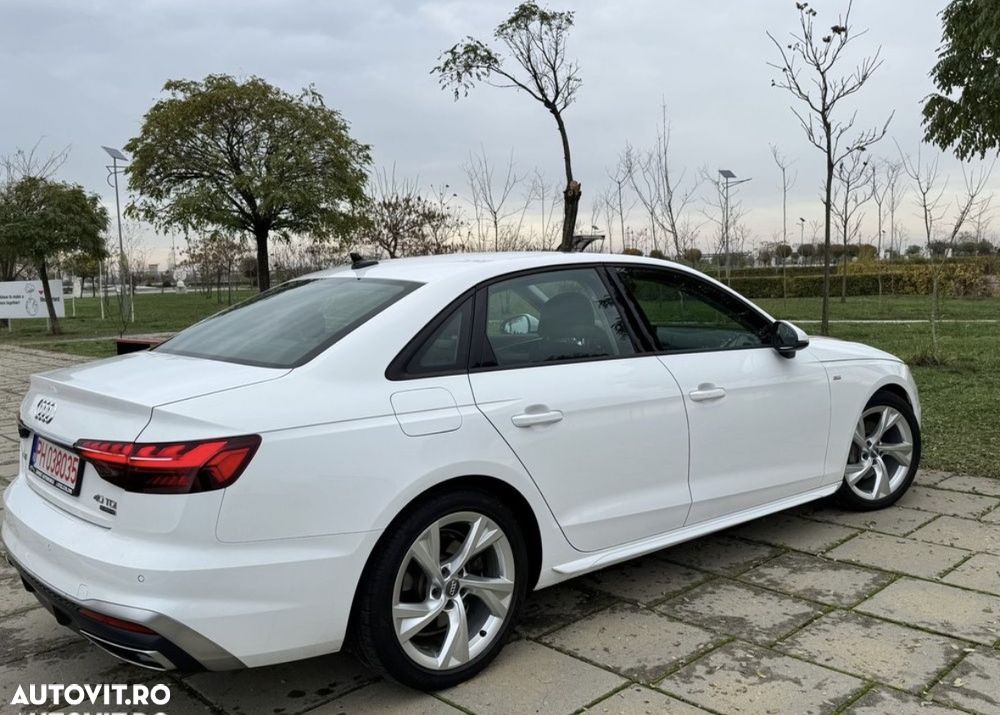 Audi A4 40 TDI quattro S tronic S line - 27