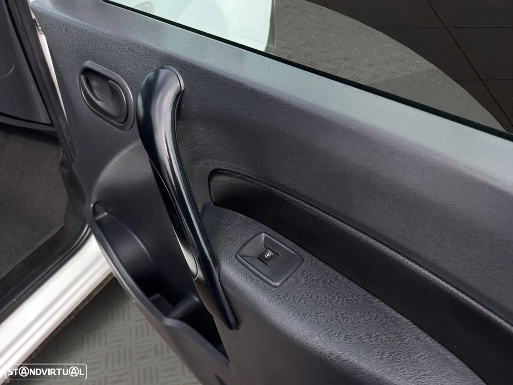 Renault Kangoo 1.5 dCi - 13