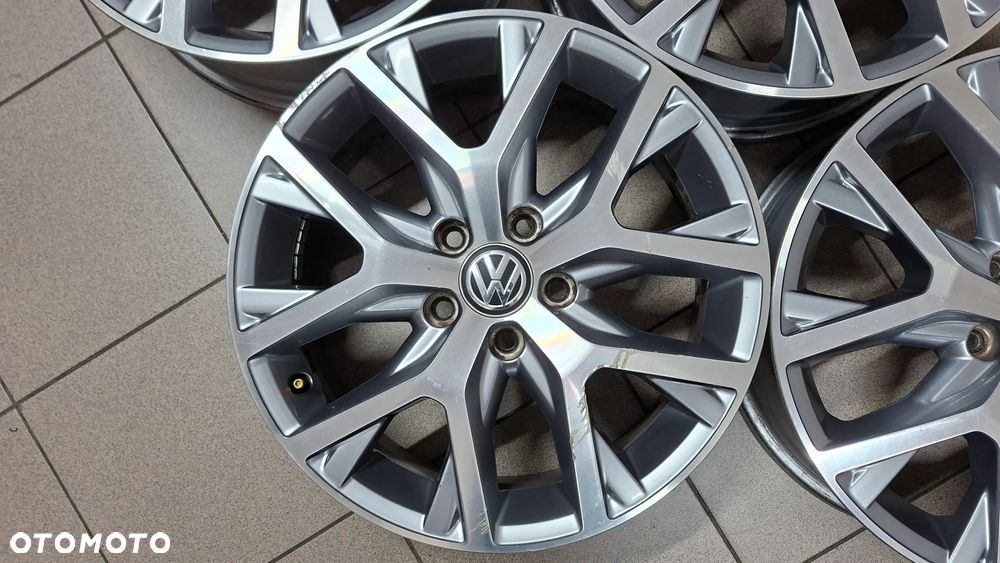 Felgi Aluminiowe 17 VW Caddy 5x112 ET 50 - 2