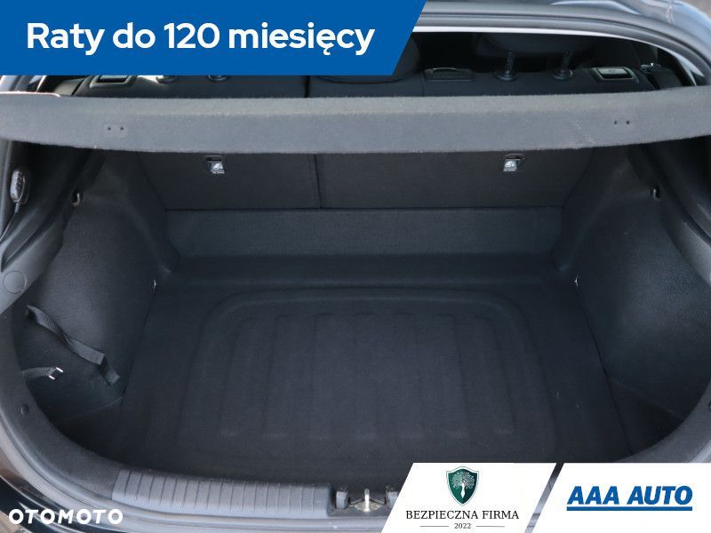 Kia Ceed - 16