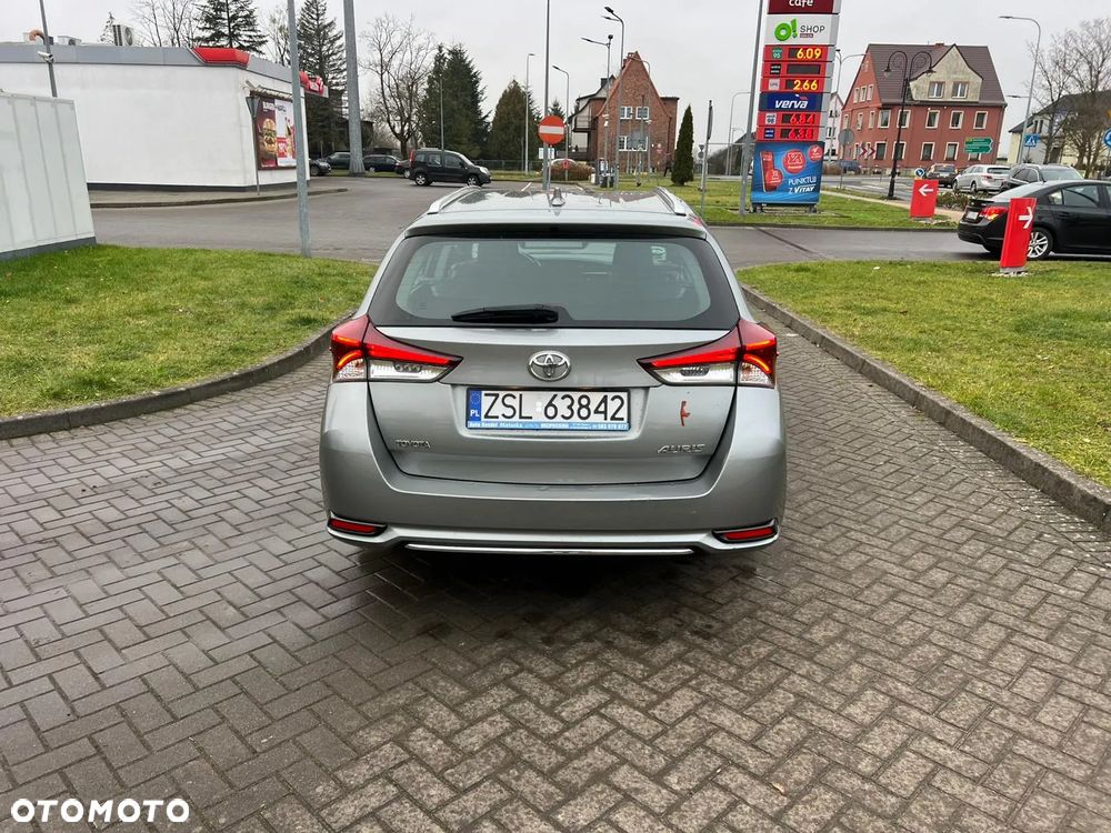 Toyota Auris 1.2 T Premium - 6