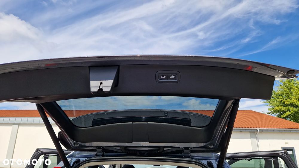Volvo XC 90 D5 AWD Momentum 7os - 21