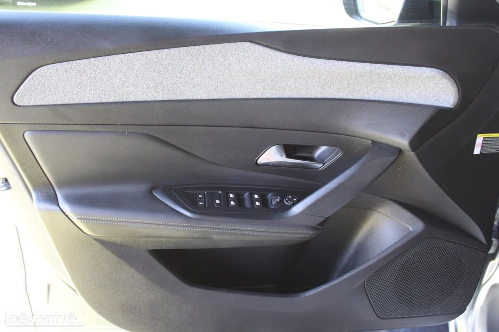 Peugeot 308 SW - 16