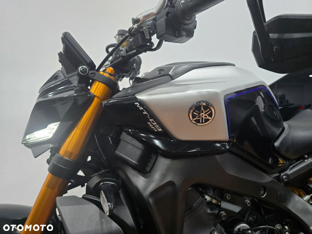 Yamaha MT - 17