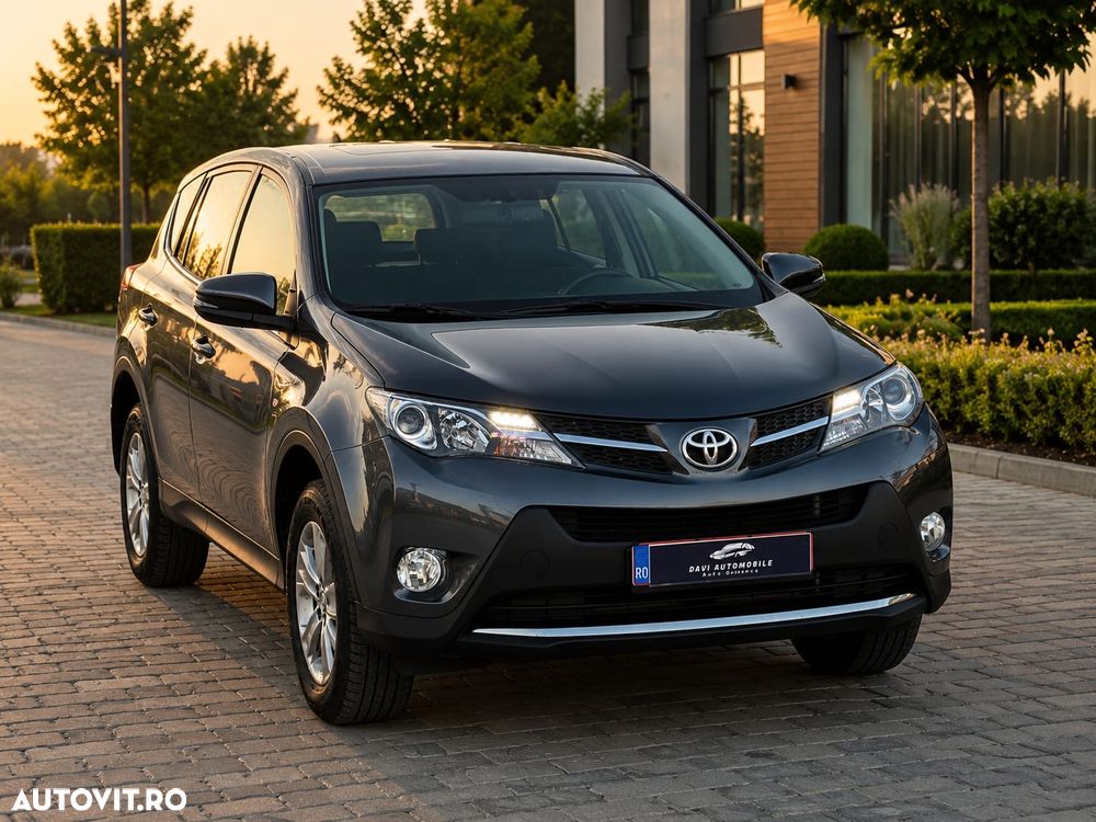 TOYOTA RAV4 2015 — imagine 11