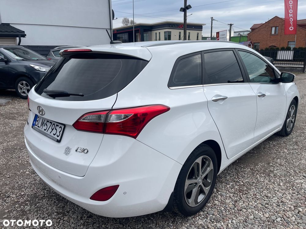 Hyundai i30 1.6 CRDI DCT Premium - 5
