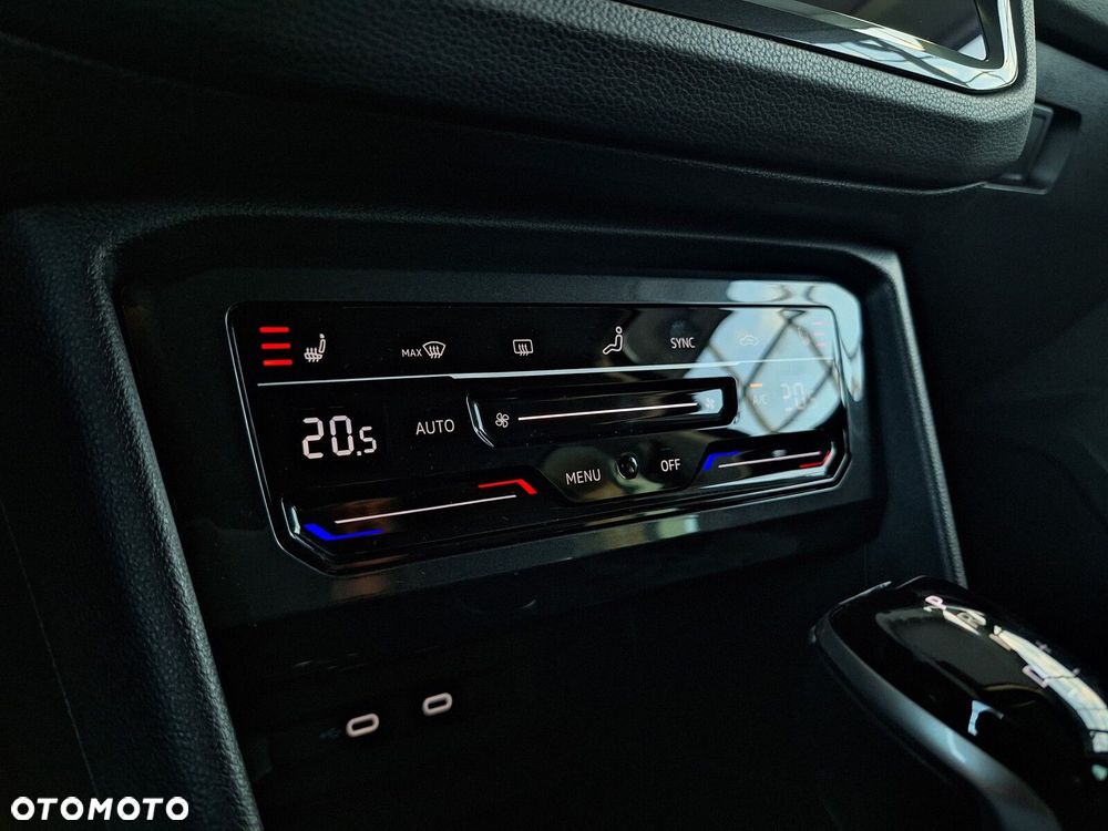 Volkswagen Tiguan 2.0 TSI 4Mot Elegance DSG - 22