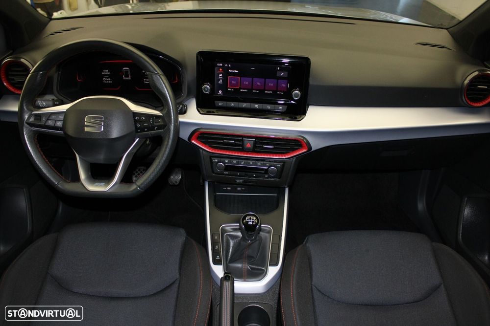 SEAT Arona 1.0 TSI FR - 6