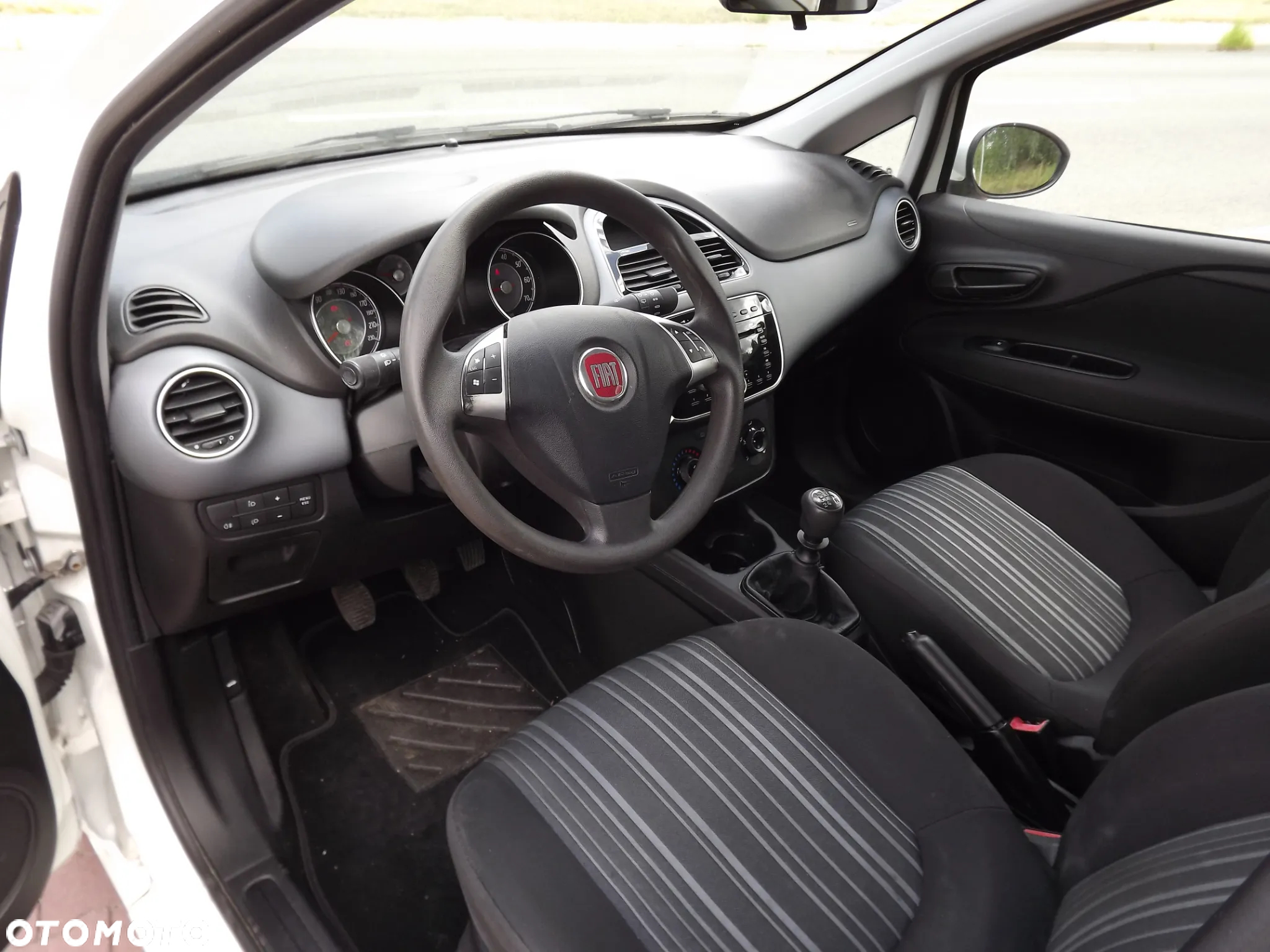 Fiat Punto Evo 1.4 8V Active - 6