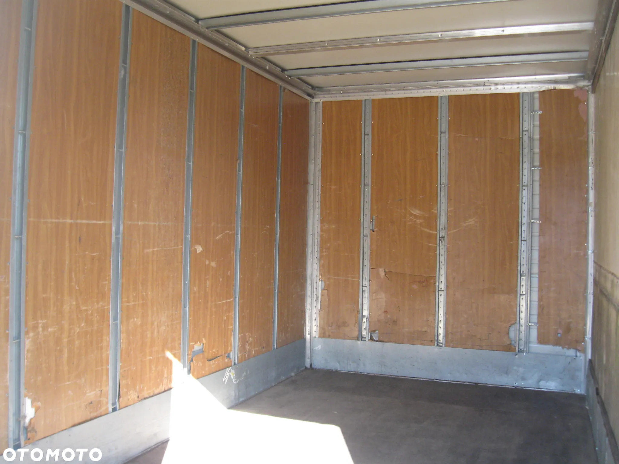 KONTENER  4,20-m. MERCEDESA SPRINTERA - 3