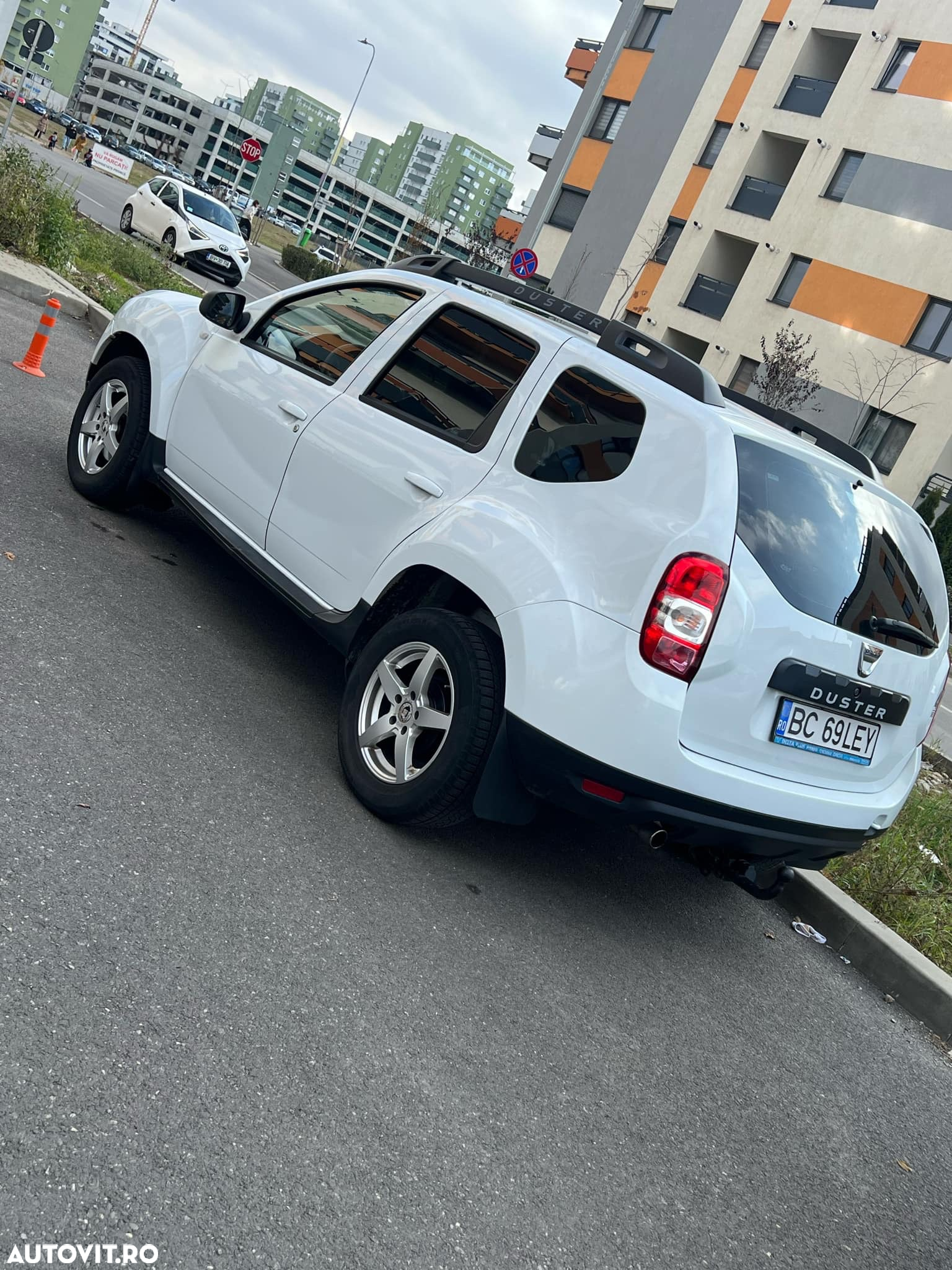 Dacia Duster 1.5 dCi 4x4 Ambiance - 10