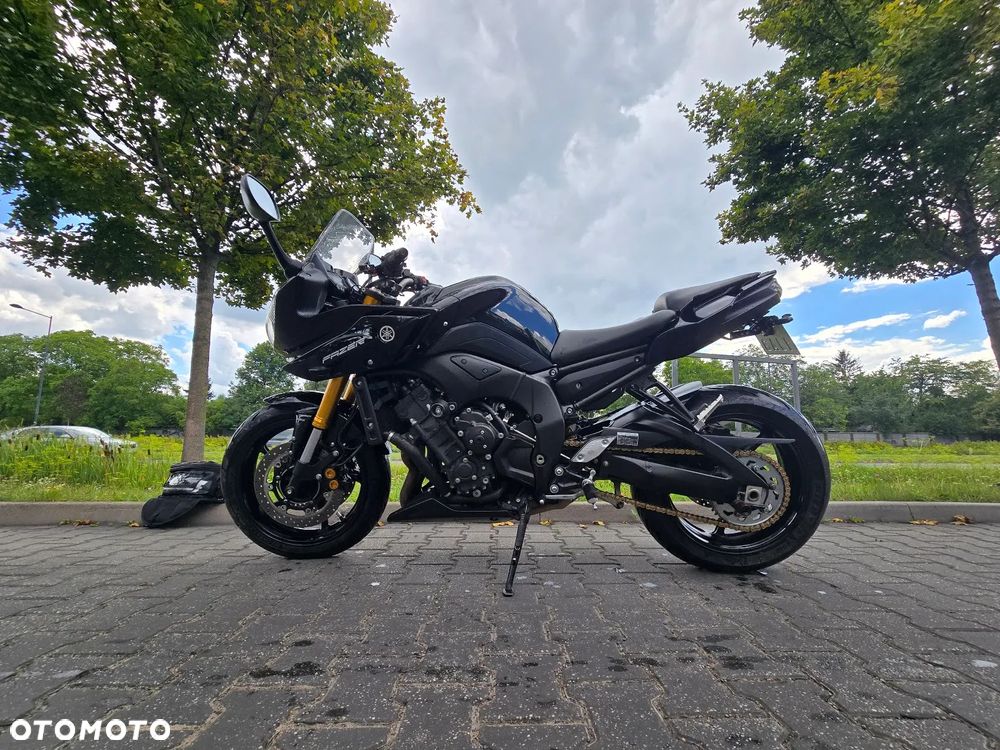 Yamaha FZ8 - 2
