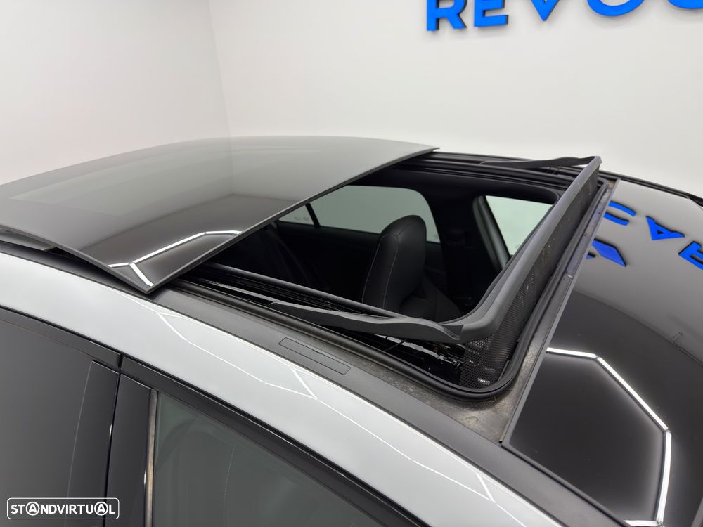 Mercedes-Benz A 250 e 8G-DCT Edition AMG Line - 30