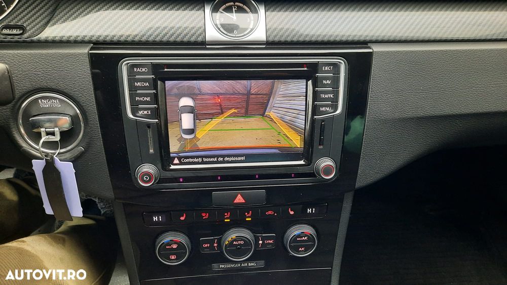 Volkswagen Passat CC 2.0 TDI BlueMotion Technology Dynamic Black - 13