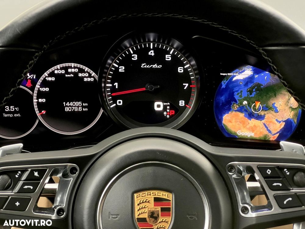 Porsche Cayenne Turbo - 18