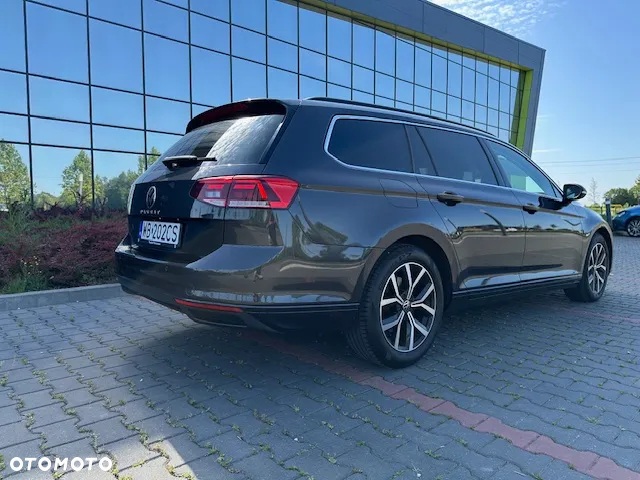 Volkswagen Passat 2.0 TDI EVO Business DSG - 6