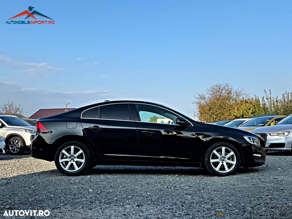Volvo S60 D2 Geartronic Momentum - 17