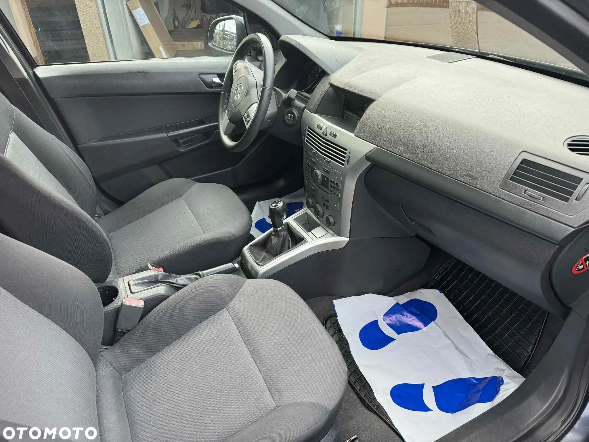 Opel Astra - 16