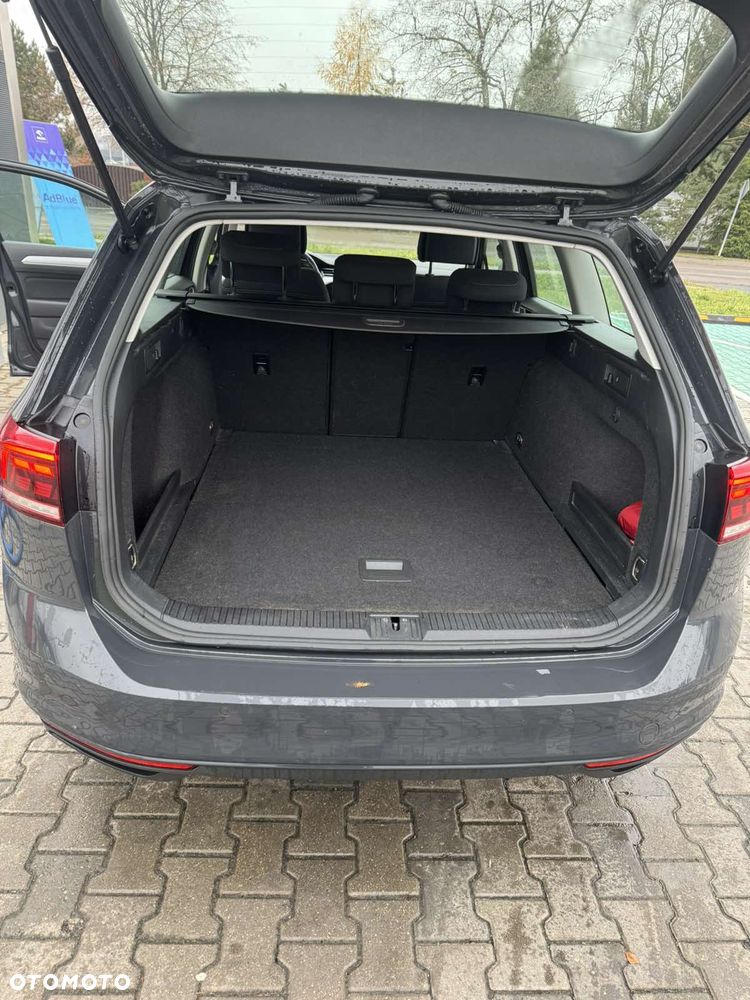 Volkswagen Passat 2.0 TDI SCR DSG Business - 3