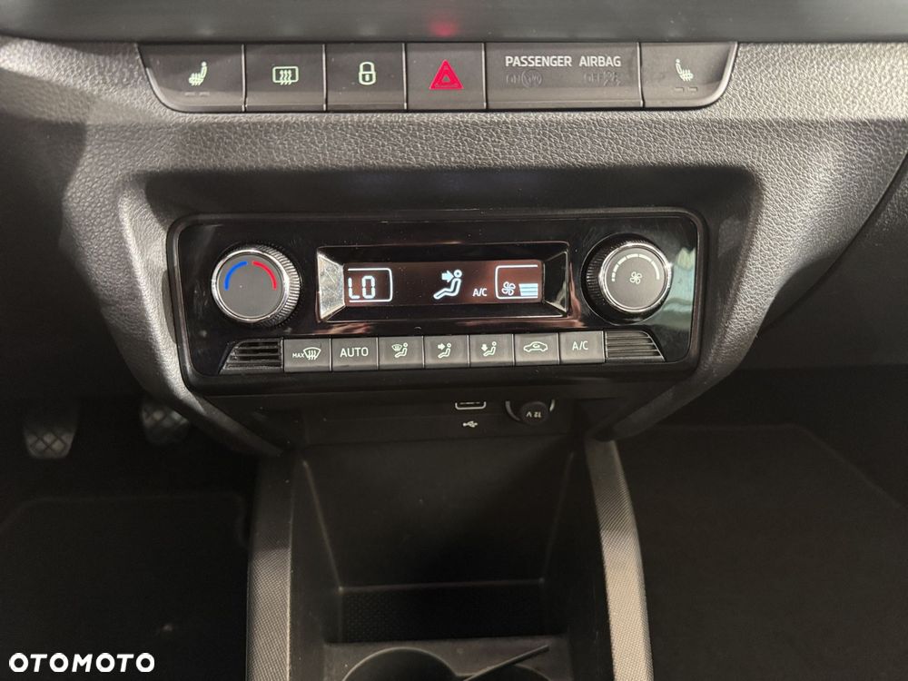 Skoda Fabia 1.0 TSI Ambition - 21