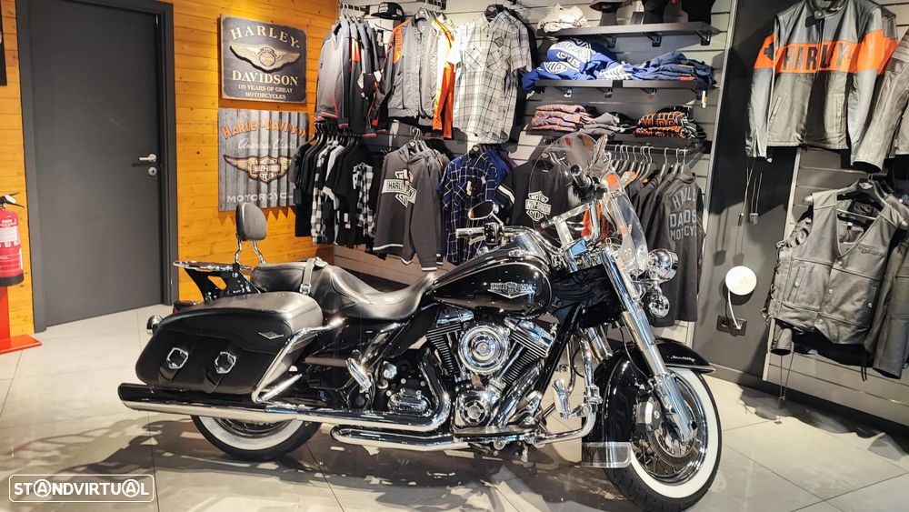 Harley-Davidson Road King Classic - 2
