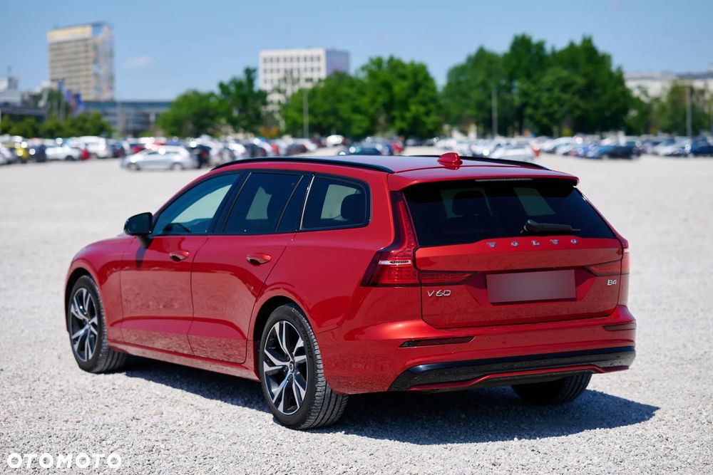 Volvo V60 B4 B Plus Dark - 7