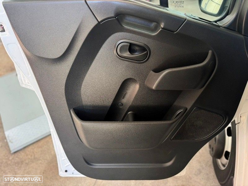 Renault Master 2.3 dCi L2 3.5T RD Cx.Aluminio Basc.Traseira - 14