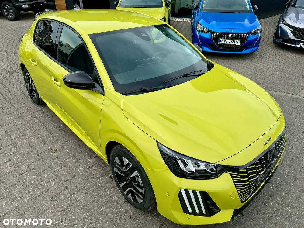 Peugeot 208 - 4