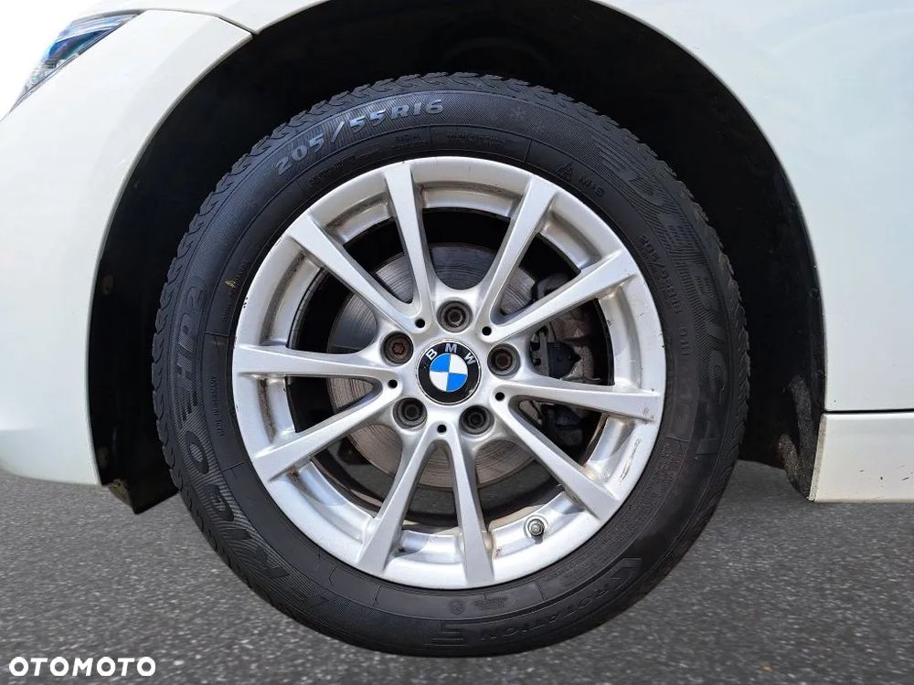 BMW Seria 3 318i GPF Advantage - 9