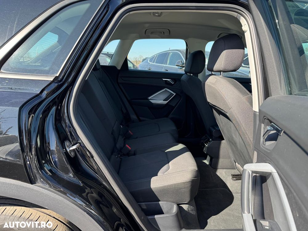 Audi Q3 45 TFSIe S tronic - 7