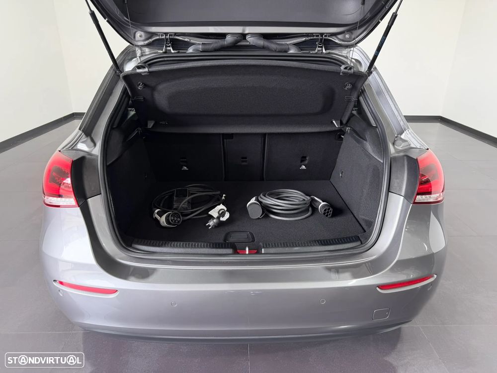 Mercedes-Benz A 250 e Progressive - 45