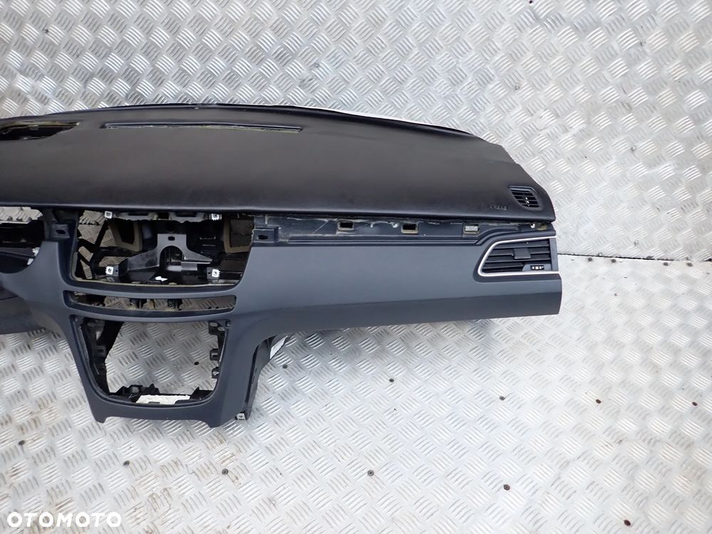 KOKPIT DESKA PEUGEOT 508 - 9