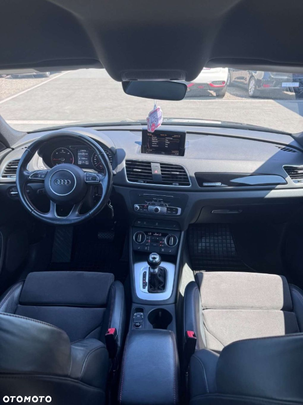 Audi Q3 - 40