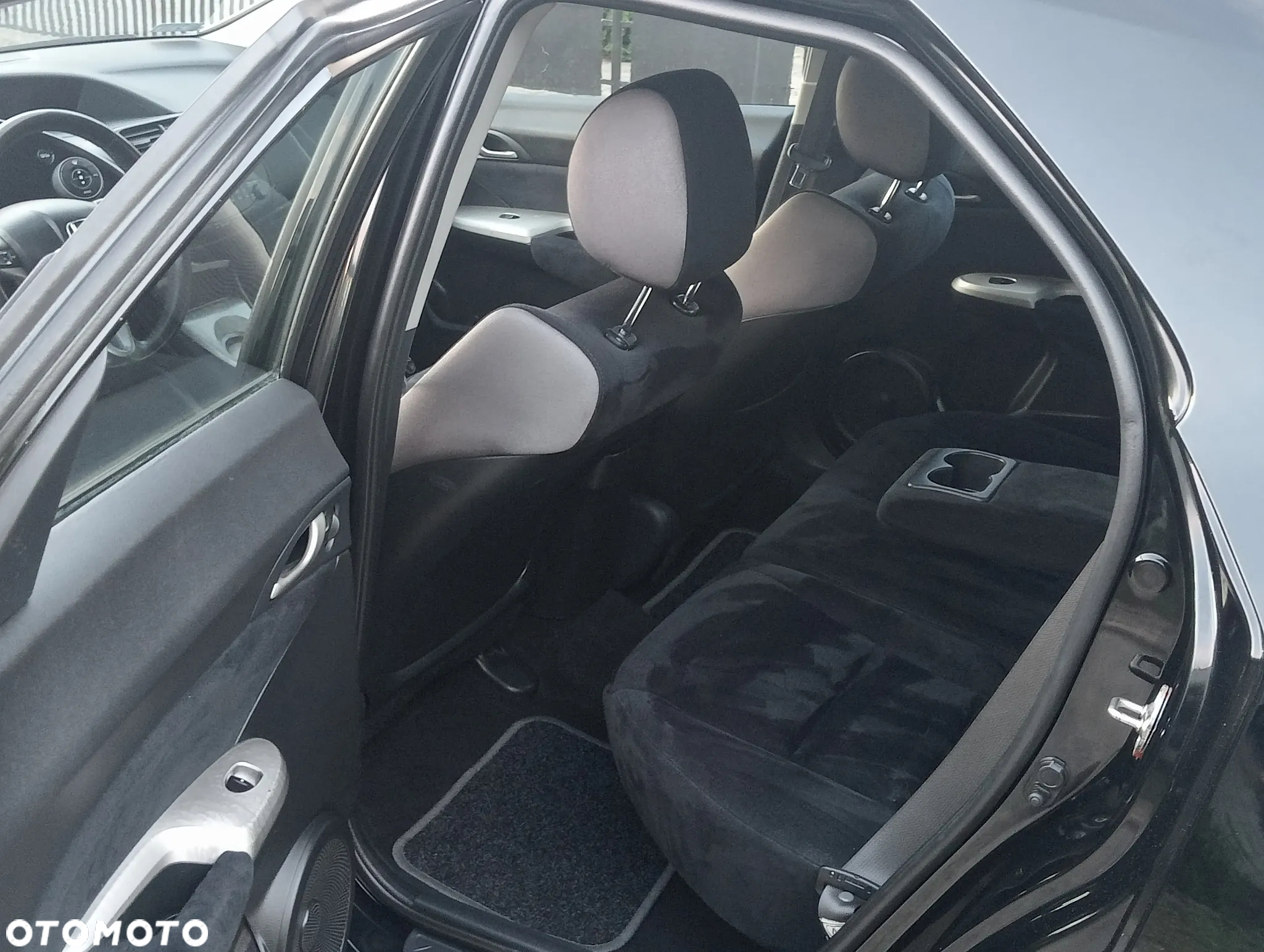 Honda Civic 1.8 Comfort - 11