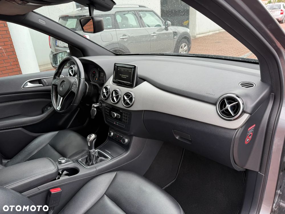 Mercedes-Benz Klasa B 180 (CDI) d Style - 26