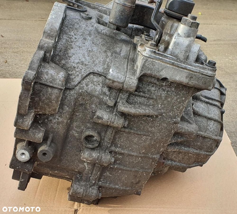 SKRZYNIA BIEGÓW M66 9482430 6 BIEGÓW VOLVO C70 II 2.5 T - 6