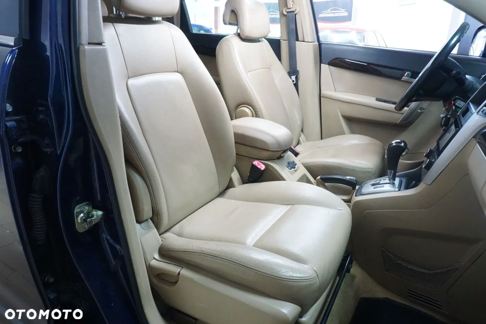 Chevrolet Captiva 2.0 4WD 7 Sitzer Automatik LT - 30