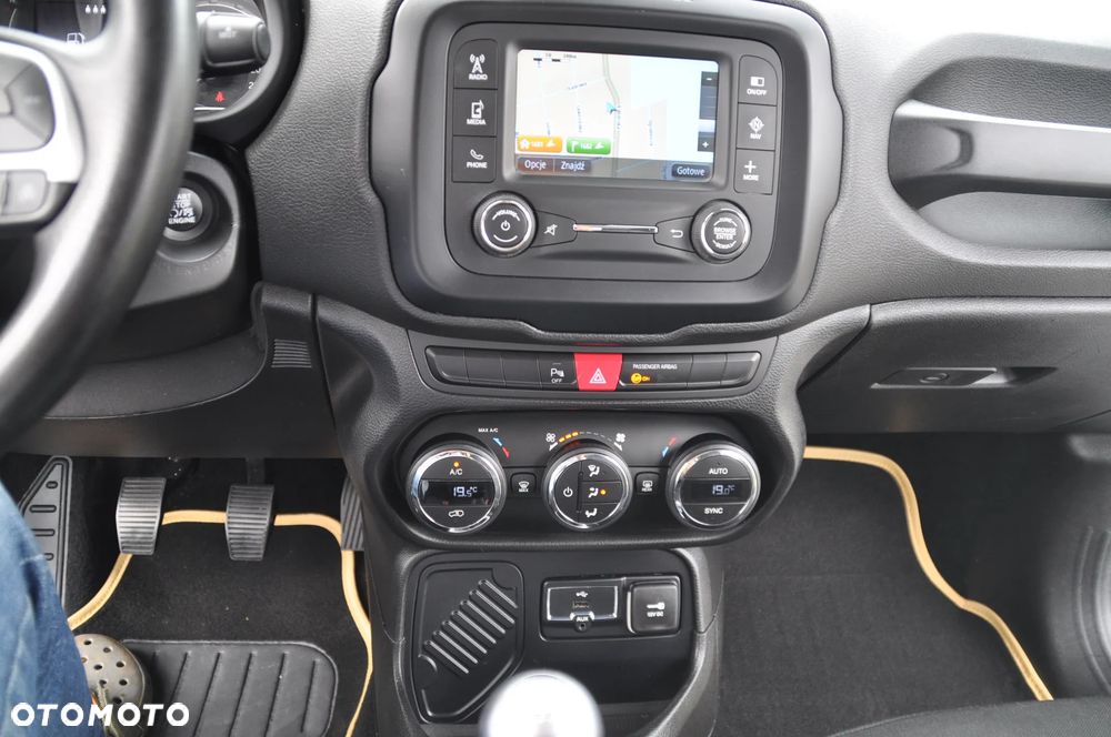 Jeep Renegade 1.4 MultiAir Longitude - 20