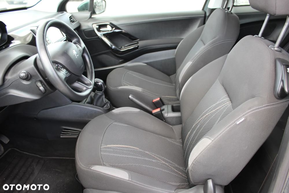 Peugeot 208 PureTech 82 Active - 19