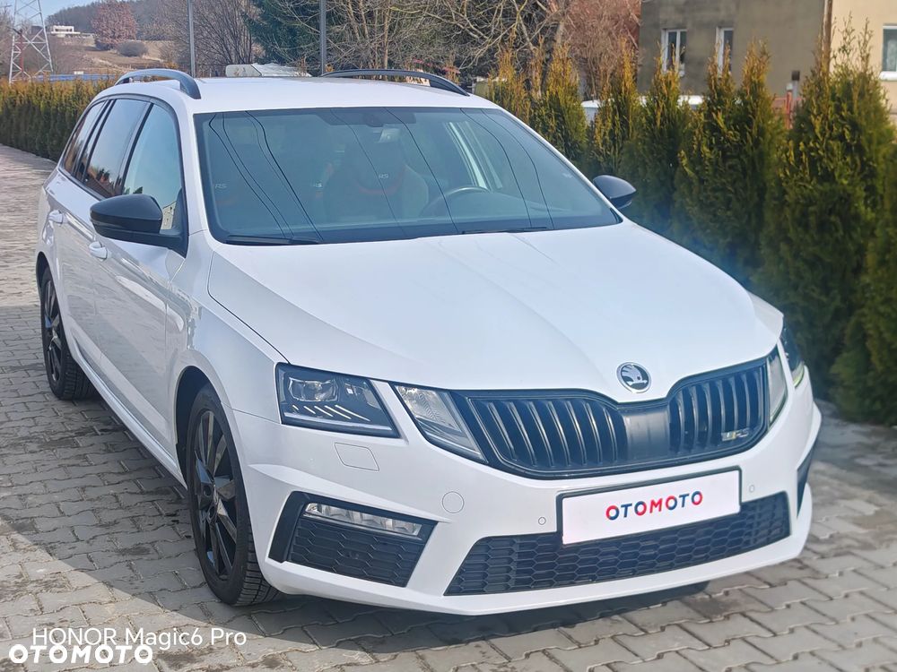Skoda Octavia 2.0 TSI RS - 23