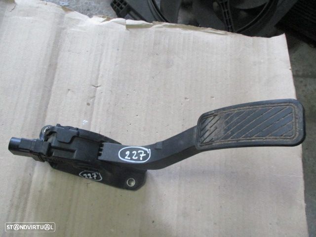 Pedal 8V219F836AA FORD FIESTA 2010 1.4TDCI FORD FIESTA 6 2009 1.4TDCI   0P  PRETO - 3