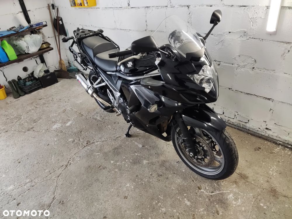 Suzuki GSX - 5